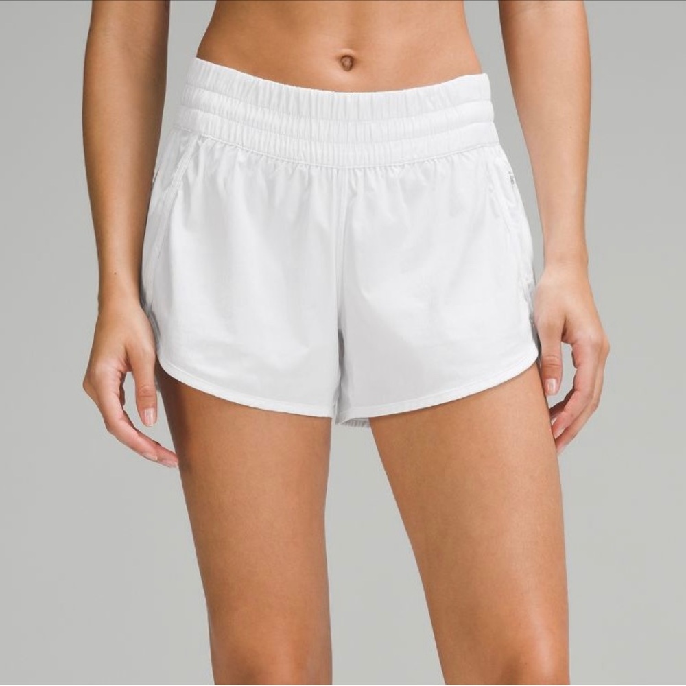 Lululemon White Tracker Low Rise Short “4 Lined
